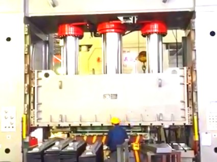 液壓機工作視頻